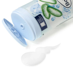 Balea Kremowy żel pod prysznic Sensitive 300 ml - obrazek 3